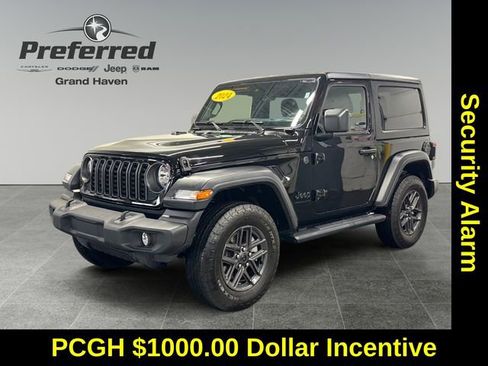 Used 2024 Jeep Wrangler Sport S image 11