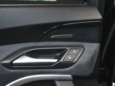 Used 2025 Audi SQ5 Premium Plus w/ Premium Plus Package AWD/4WD image 17