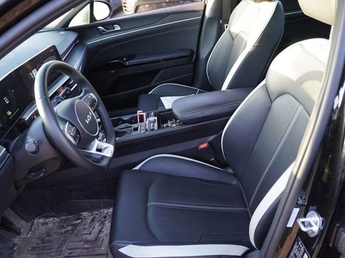 Certified 2025 Kia K5 GT-Line w/ GT-Line Premium Package image 4