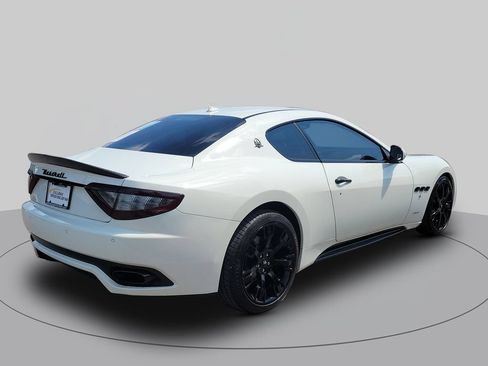 Used 2013 Maserati GranTurismo Sport RWD image 3