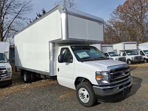 New 2026 Ford E-450 and Econoline 450 Super Duty w/ Power Equipment Group image 2