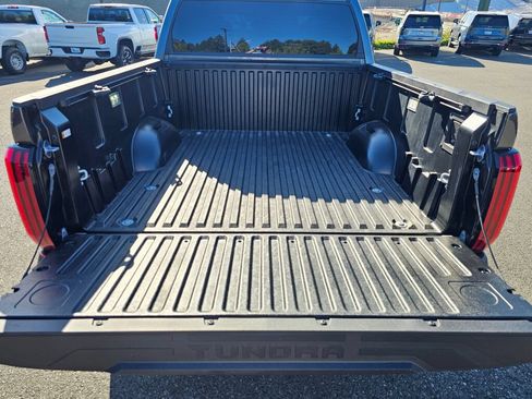 Used 2026 Toyota Tundra Limited AWD/4WD image 25