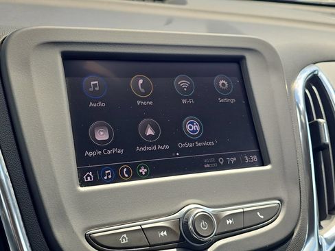 Used 2024 Chevrolet Equinox LT FWD image 19