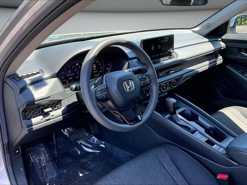 Used 2024 Honda Accord EX image 17