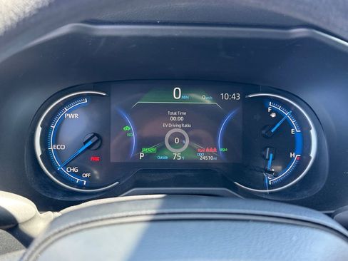 Certified 2025 Toyota RAV4 XLE AWD/4WD image 14