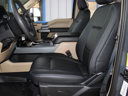 Used 2021 Ford F250 XLT w/ XLT Premium Package image 24