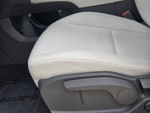 Certified 2026 Hyundai Santa Fe SE FWD image 24