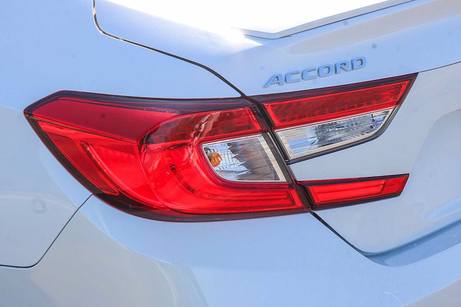Used 2019 Honda Accord Sport image 7
