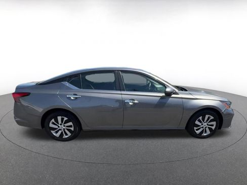 Used 2023 Nissan Altima 2.5 S FWD image 16