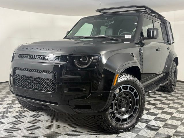 New 2026 Land Rover Defender 110 OCTA AWD/4WD image 1