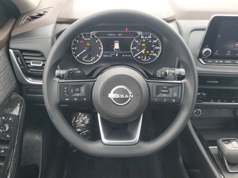 Certified 2023 Nissan Rogue SV image 21