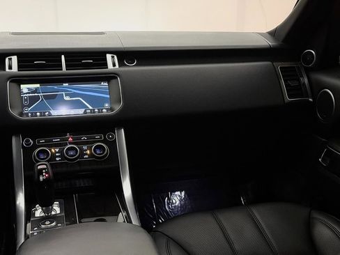 Used 2017 Land Rover Range Rover Sport Supercharged image 28