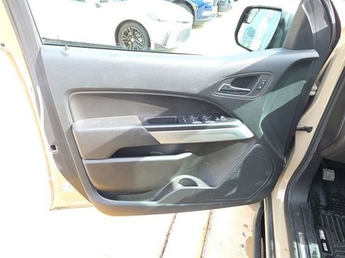 Used 2022 Chevrolet Colorado ZR2 AWD/4WD image 11