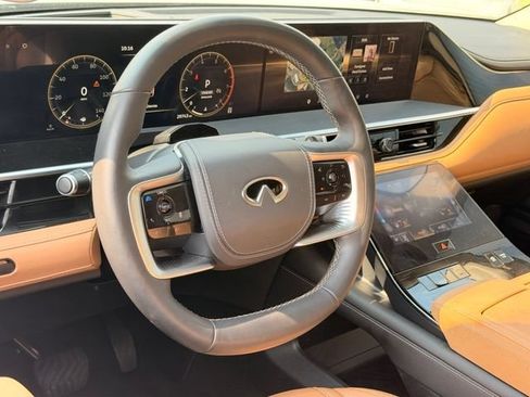 Used 2025 INFINITI QX80 Sensory w/ Exterior Package AWD/4WD image 23