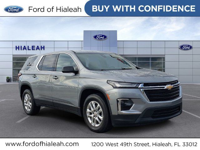 Used 2023 Chevrolet Traverse LS FWD image 1