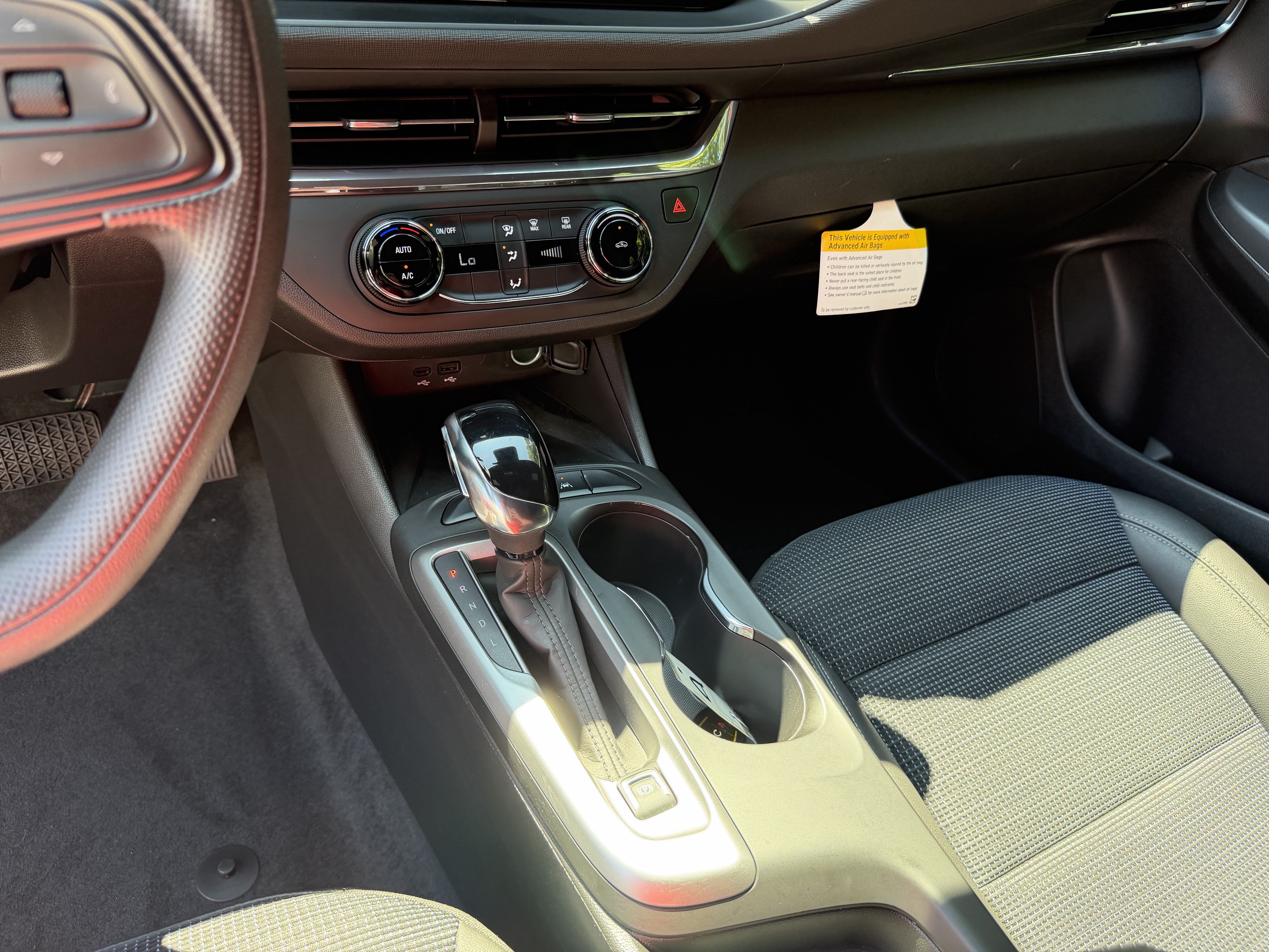 Used 2026 Buick Envista Preferred w/ Convenience II Package FWD image 30