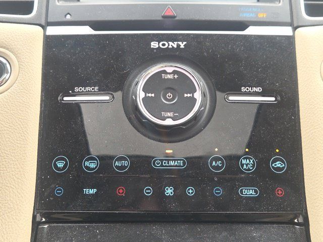 Used 2018 Ford Taurus Limited FWD image 30