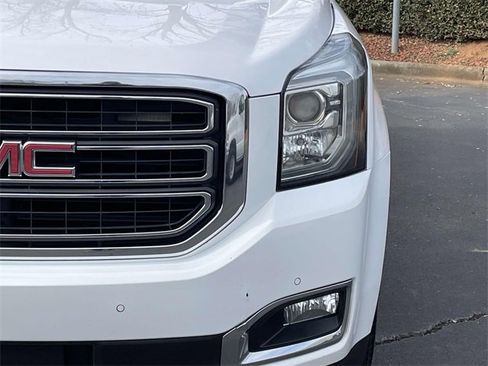 Used 2019 GMC Yukon XL SLT image 40