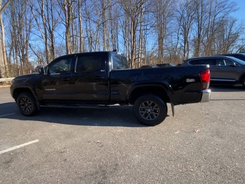 Used 2021 Toyota Tacoma SR5 image 8