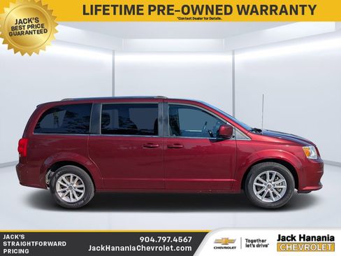Used 2019 Dodge Grand Caravan SXT FWD image 2