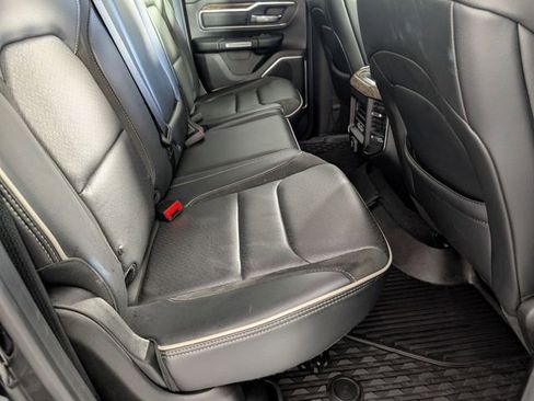 Used 2019 RAM 1500 Laramie image 32