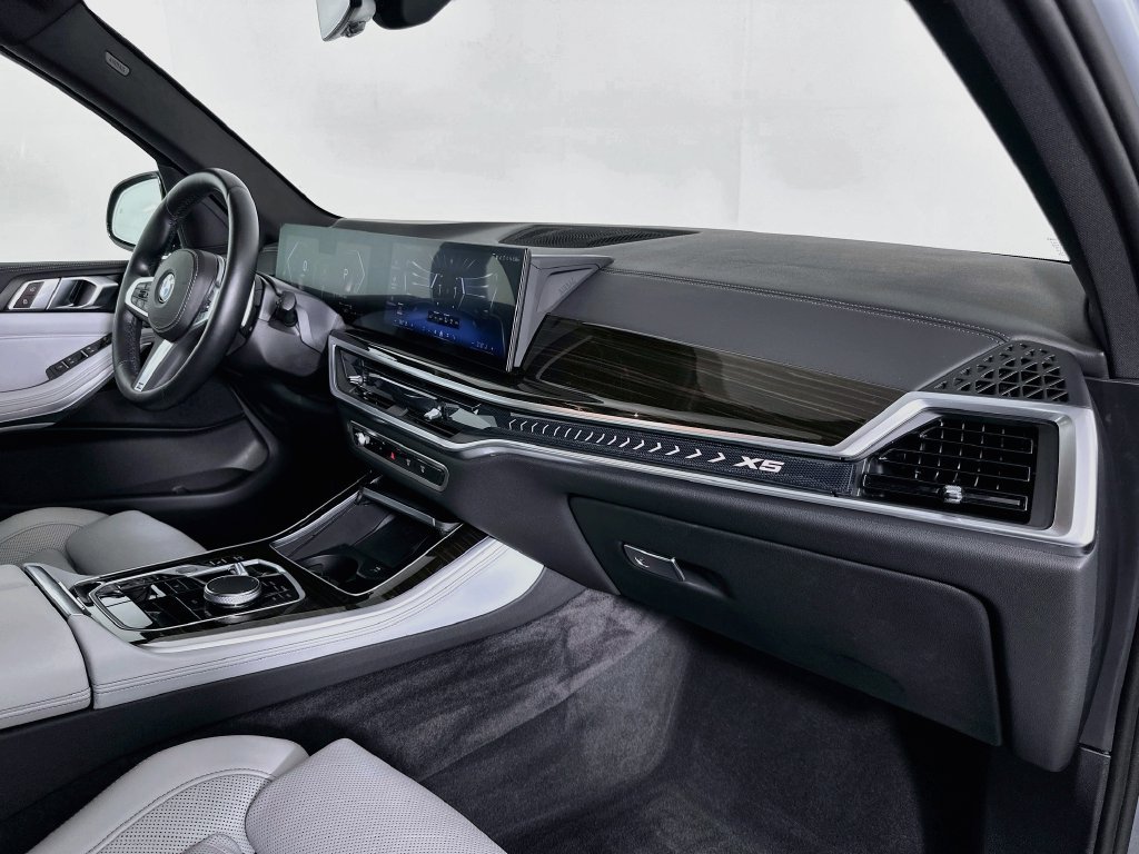 Certified 2024 BMW X5 sDrive40i w/ M Sport Package RWD image 30