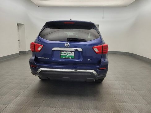 Used 2018 Nissan Pathfinder SV image 7
