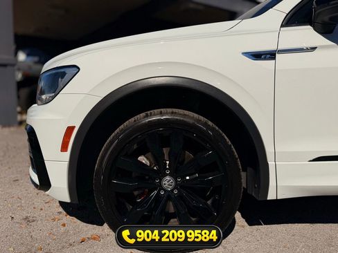 Used 2021 Volkswagen Tiguan SE FWD image 14