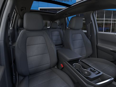 New 2026 Chevrolet Equinox LT w/ Safety and Technology Package AWD/4WD image 16