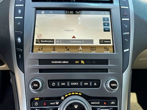 Used 2020 Lincoln MKZ Reserve w/ Elements Package FWD image 11
