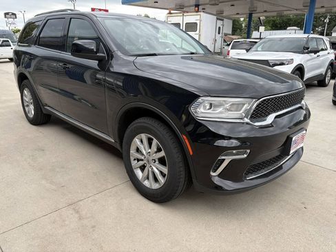 Used 2021 Dodge Durango SXT AWD/4WD image 4