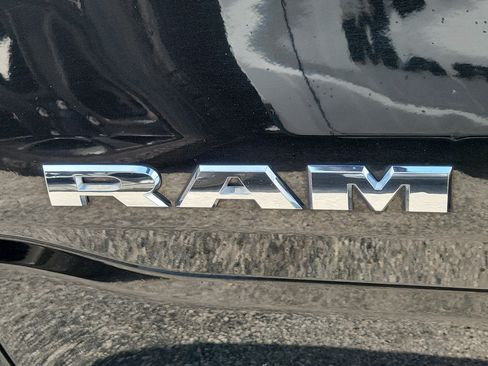 Used 2022 RAM 1500 Big Horn RWD image 8