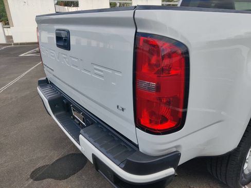 Used 2022 Chevrolet Colorado LT w/ Fleet Safety Package image 17
