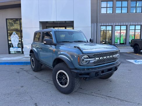 Used 2022 Ford Bronco Badlands w/ Sasquatch Package image 2