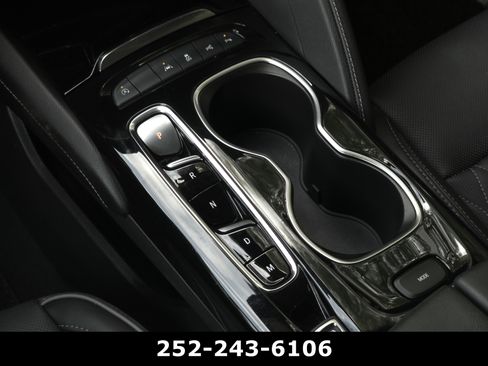 Used 2023 Buick Envision Avenir FWD image 16