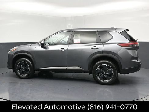 Certified 2026 Nissan Rogue SV AWD/4WD image 26