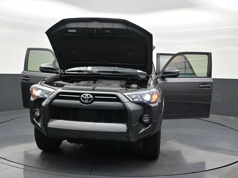 Used 2022 Toyota 4Runner SR5 RWD image 36