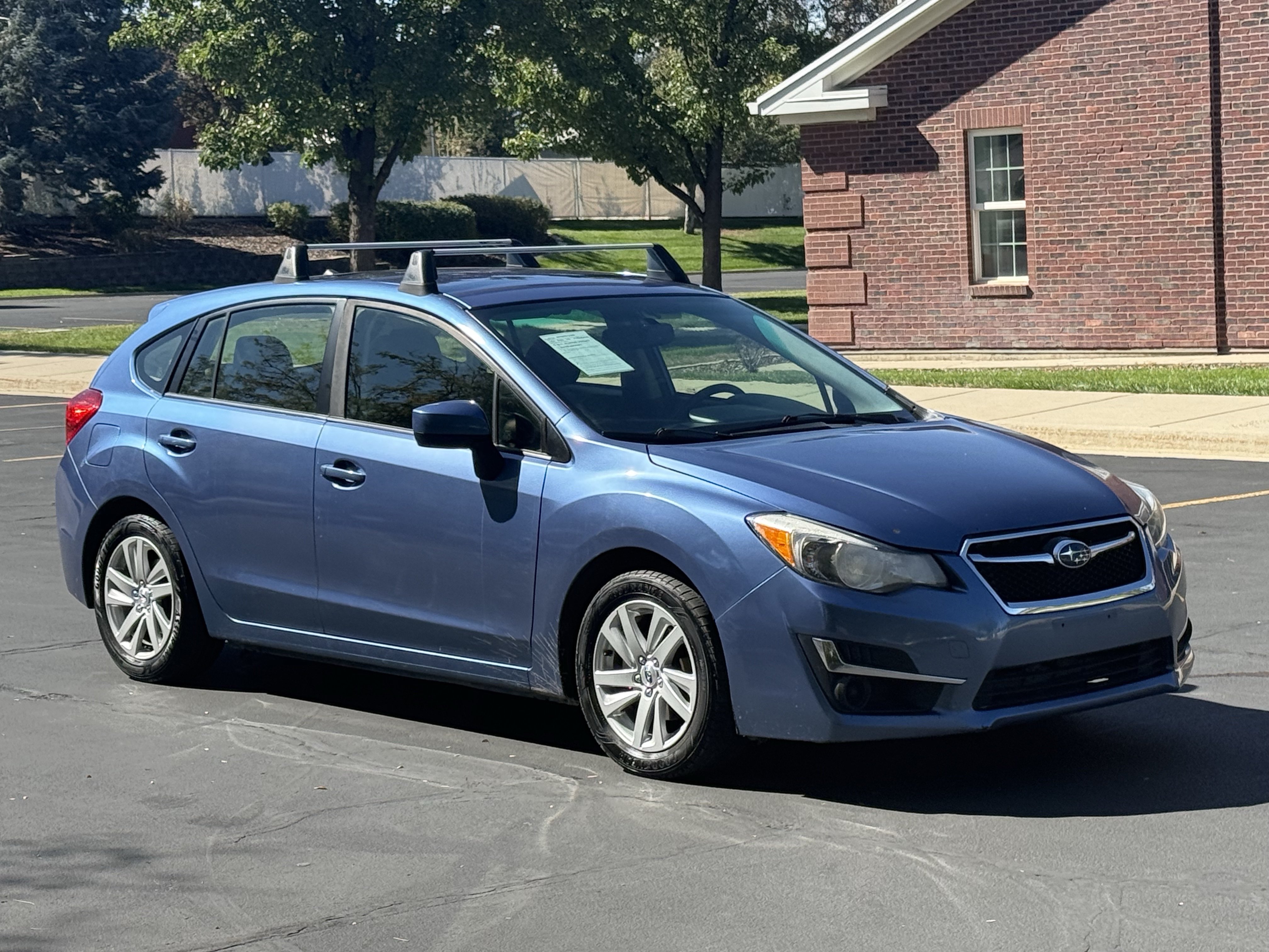 Used 2016 Subaru Impreza 2.0i Premium AWD/4WD image 2
