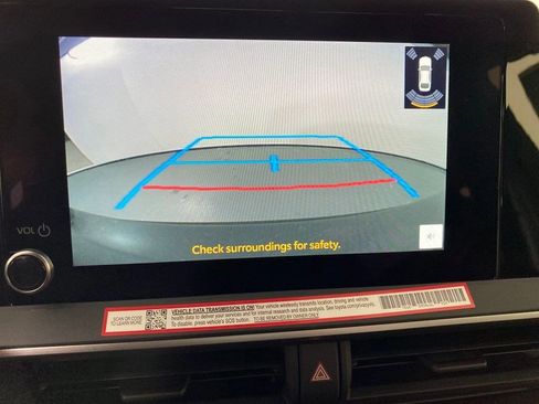 New 2026 Toyota Prius Plug-In Hybrid FWD image 24