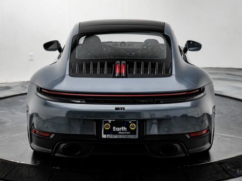 Used 2025 Porsche 911 Carrera image 14