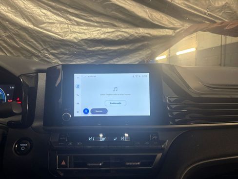 Used 2025 Toyota Camry LE image 18