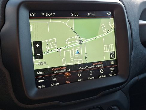 Certified 2023 Jeep Renegade Trailhawk w/ Trailer Tow Group image 17