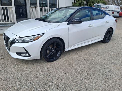 Used 2022 Nissan Sentra SR w/ Midnight Edition FWD image 1