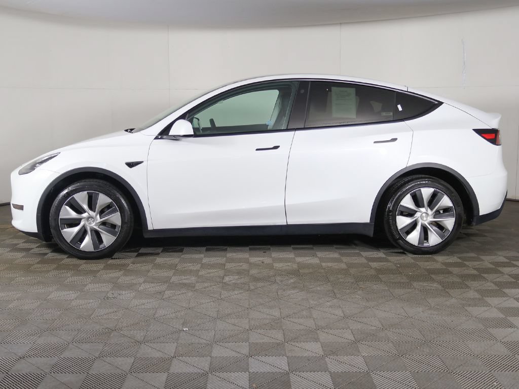 Used 2022 Tesla Model Y Long Range AWD/4WD image 19