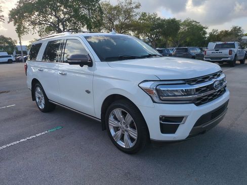 Used 2022 Ford Expedition King Ranch AWD/4WD image 2