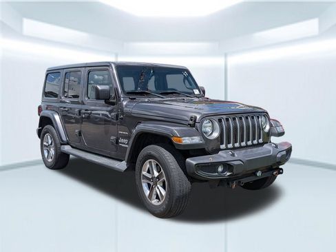 Used 2019 Jeep Wrangler Unlimited Sahara AWD/4WD image 6