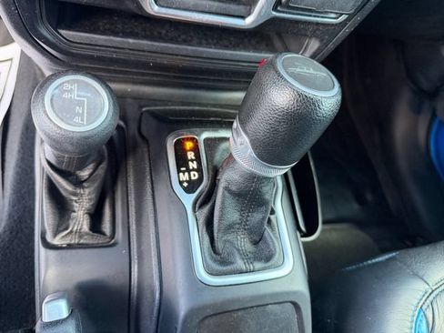 Used 2021 Jeep Gladiator Sport AWD/4WD image 10