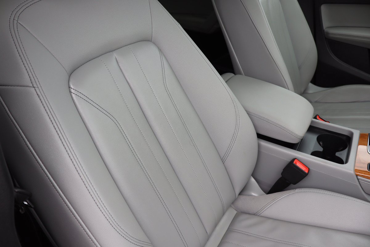 Used 2023 Audi Q5 2.0T Premium Plus AWD/4WD image 21