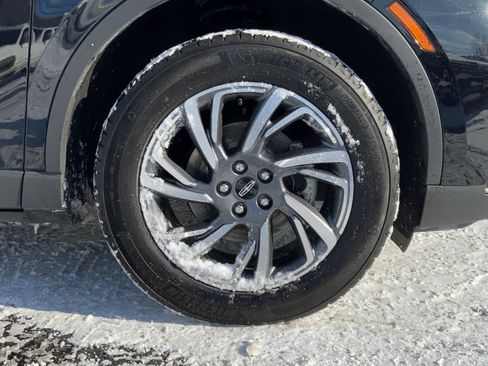 Used 2023 Lincoln Corsair Standard w/ Towing Package image 26