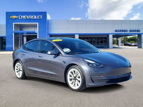 Used 2022 Tesla Model 3 Long Range image 1